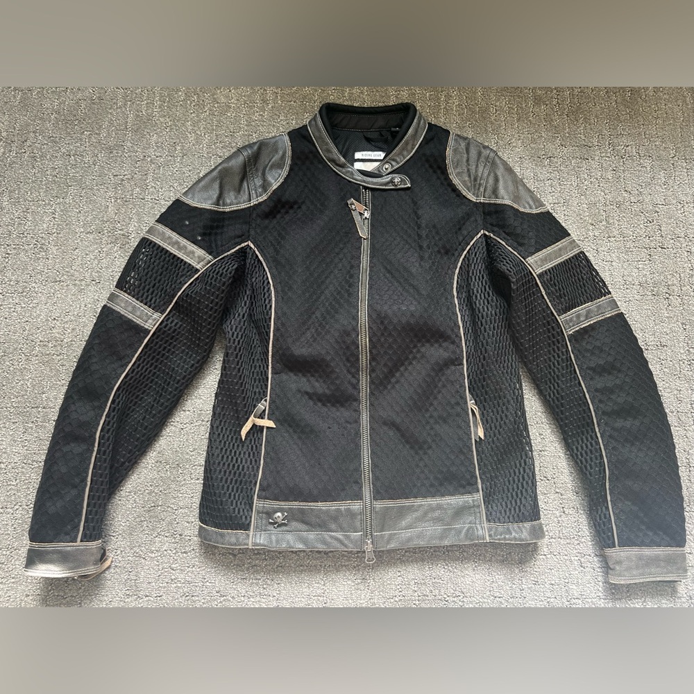 Women’s Harley Davidson “Revelator” mesh riding jacket size s.